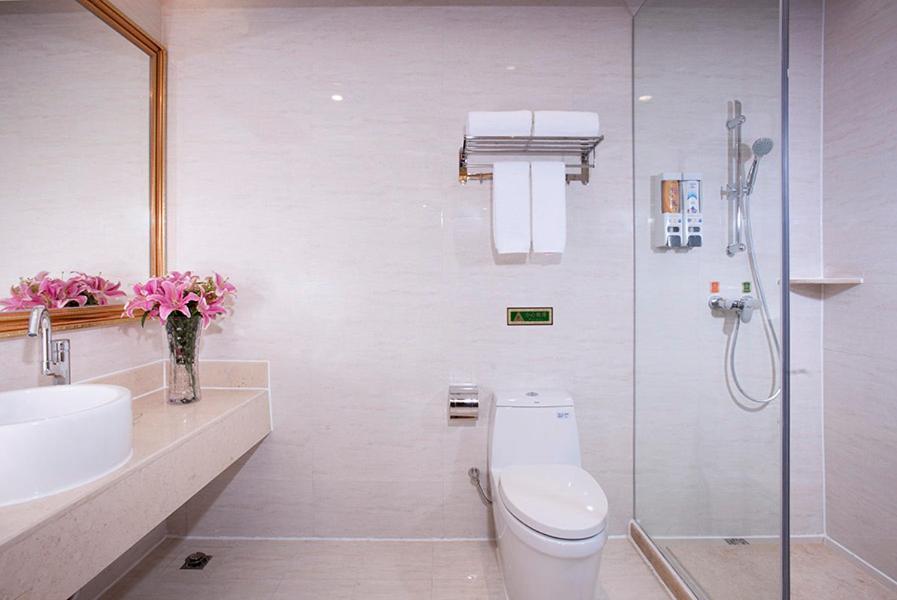 Vienna International Hotel Puning International Commodity City Εξωτερικό φωτογραφία