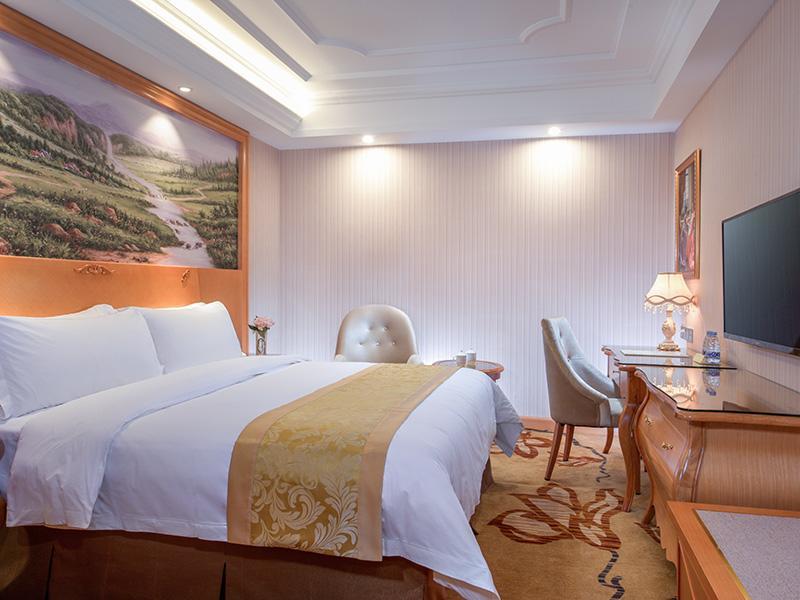 Vienna International Hotel Puning International Commodity City Εξωτερικό φωτογραφία